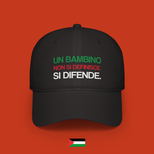 Un bambino non si definisce. Si difende. - cappellino